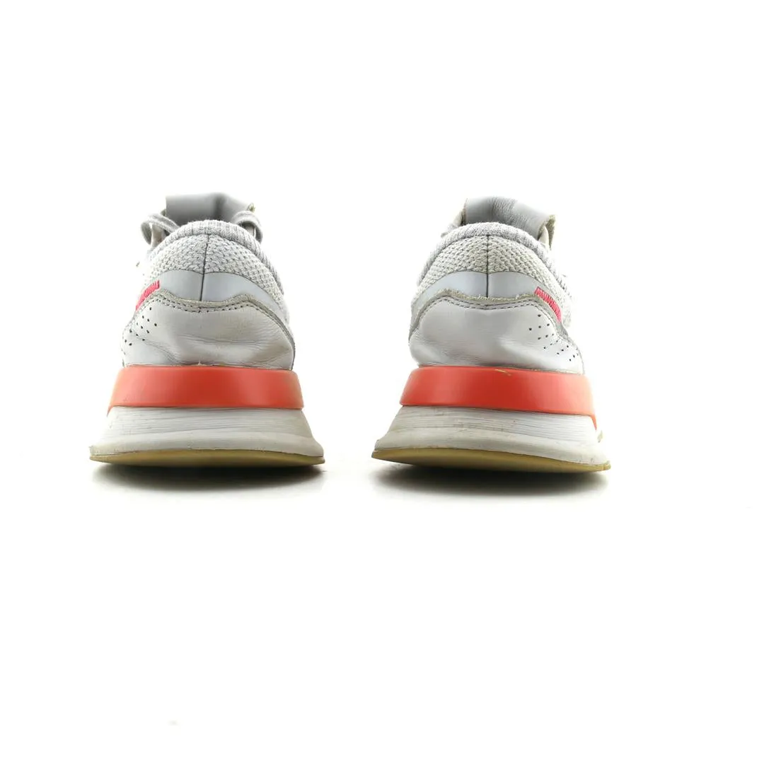 ADIDAS  U PATH X