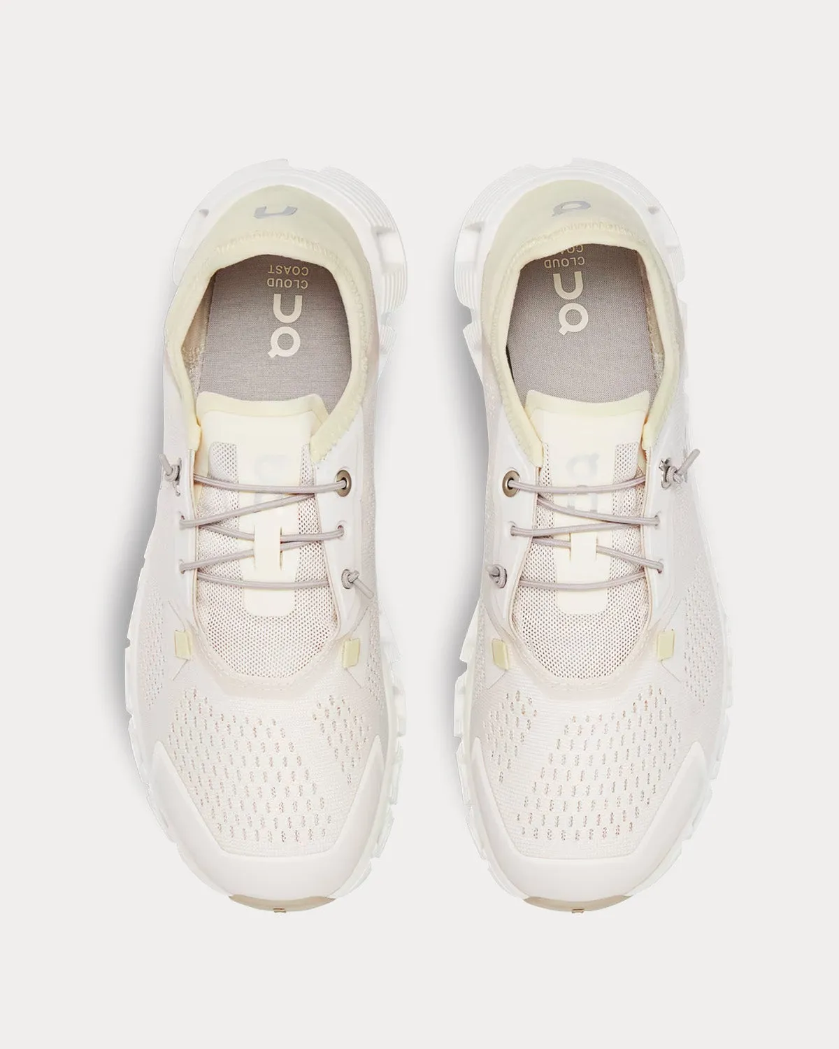 Cloud 5 Sand / Ray Running Shoes