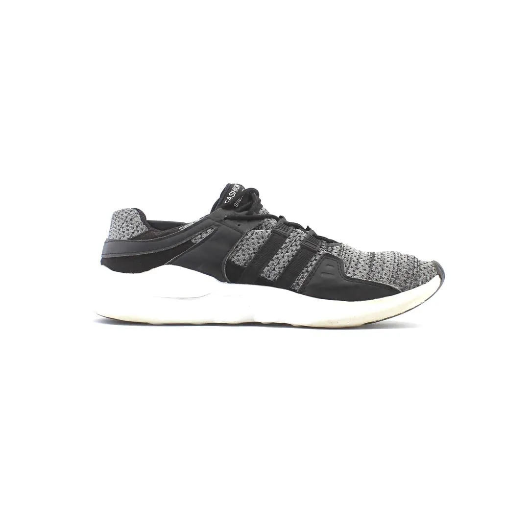 FASHION SNEAKER