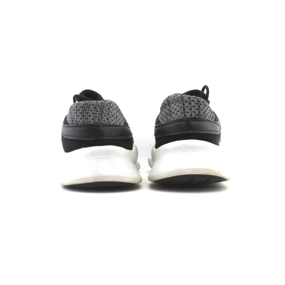 FASHION SNEAKER