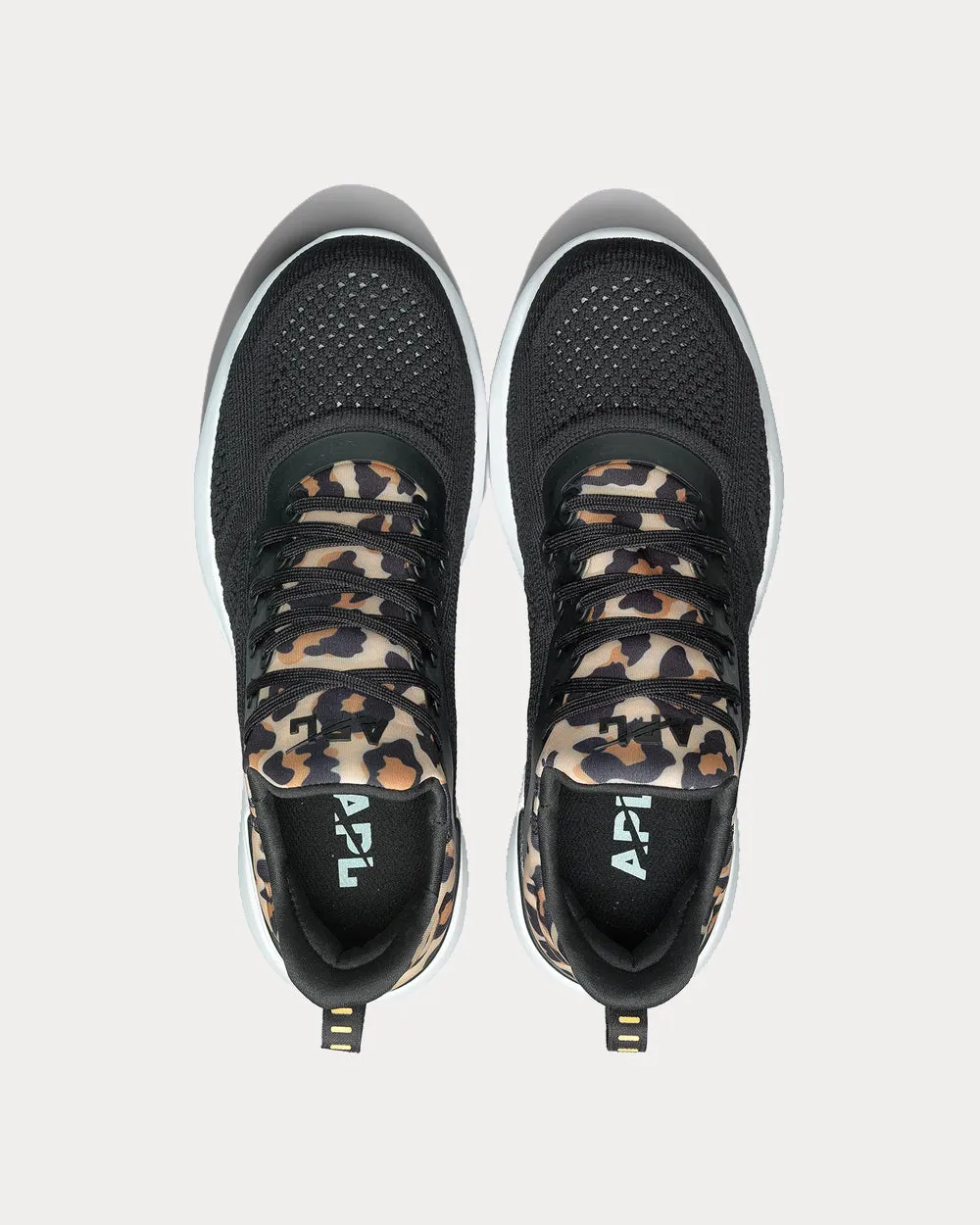 TechLoom Tracer Black / Leopard Running Shoes